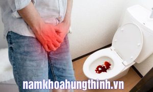 tiểu buốt ra máu