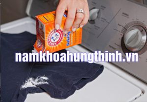 cách khử mùi hôi nách trên quần áo bằng baking soda